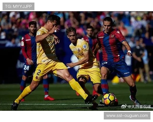 前巴萨球员鲁伊兹赫罗纳替补登场，表现中规中矩